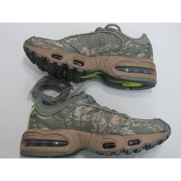 nike camo running shoes